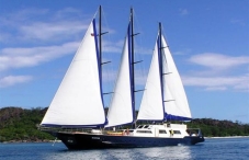 SY Sea Star