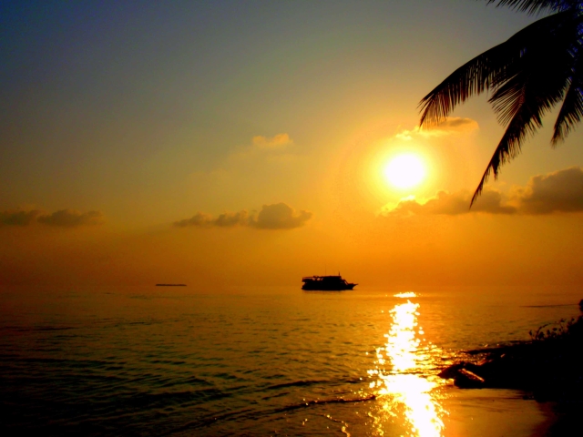 Sunset Resort Liveaboard Travel Review Maldives Sunset Resort Liveaboard Travel Review Maldives